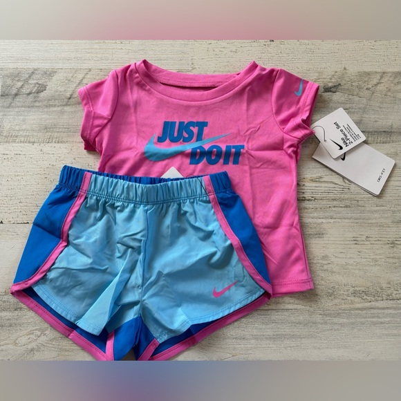 Nike Other - Nike Girls 2 Piece Dri-Fit Short Set Size 18 months